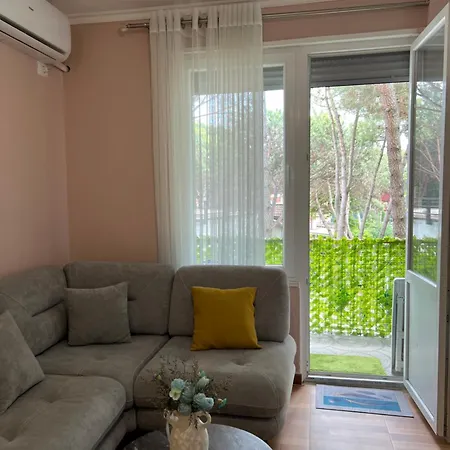 Durres Relax Golem (Tirana)