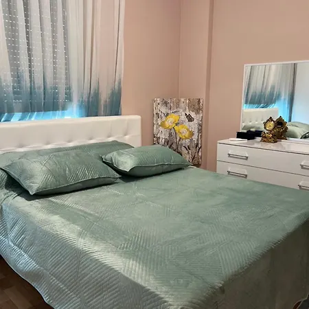 Durres Relax Golem (Tirana)